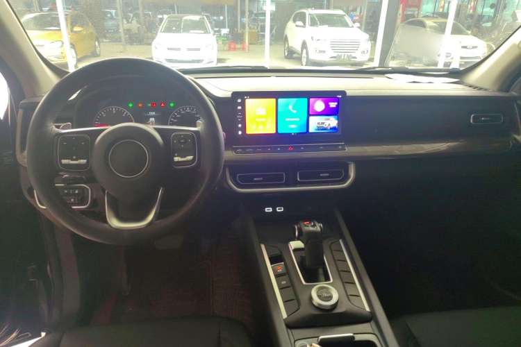 Used Great Wall Poer 2023 2.0T Commercial Version Automatic Diesel Two-Wheel Drive Elite Trim with Long Bed – GW4D20M Interior 2