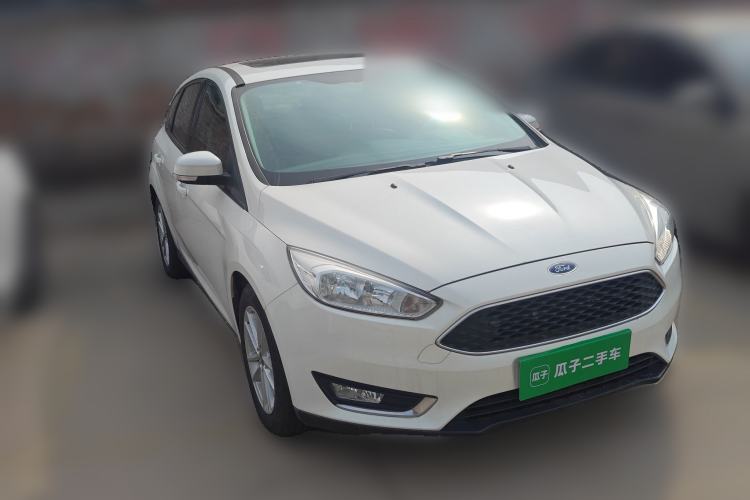 Used Ford Focus 2015 Hatchback 1.6L Automatic Fashion Edition