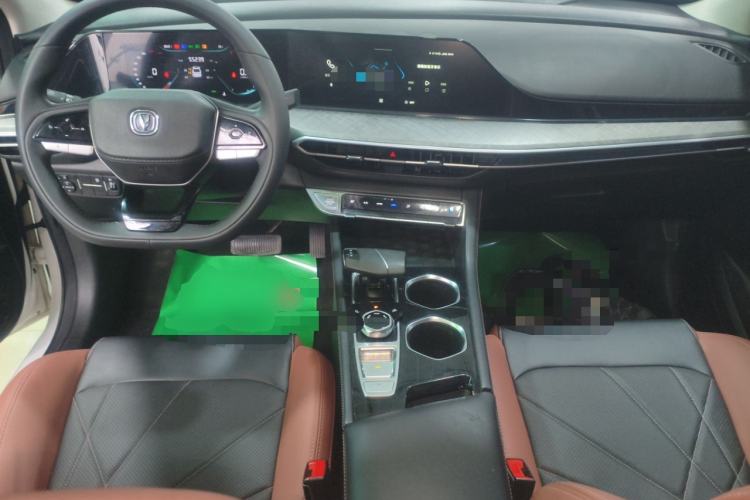 Used Changan Eado 2022 PLUS Blue Whale NE 1.4T GDI DCT Prestige Edition
