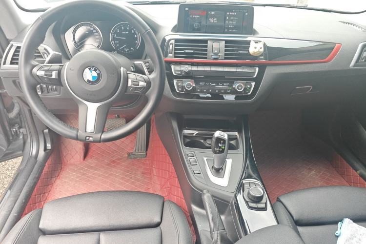 Used BMW 2 Series 2019 225i Sport Design Package Center Console