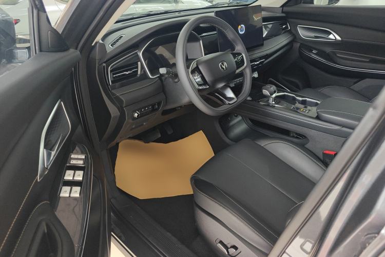 Used Changan CS75 2026 Model PRO 1.5T DCT Prestige 7-Seater
