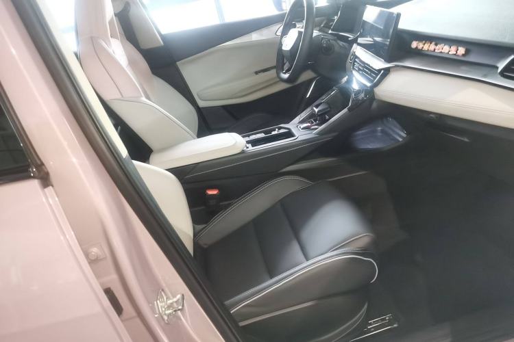 Used Lynk & Co 06 EM-P 2023 1.5T Remix PHEV Shero