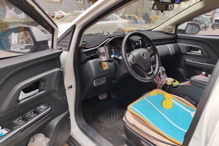 Used ORA iQ 2018 High-Range Version Smart Connectivity Model
