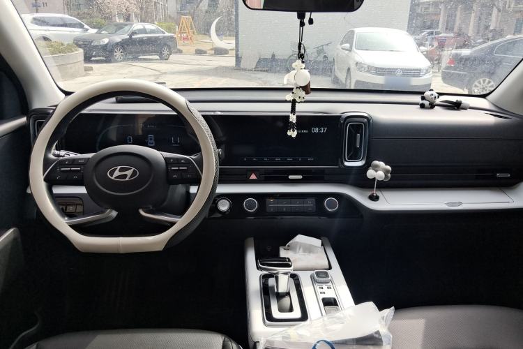 Used Hyundai ix35 2023 Musso 2.0L Deluxe Edition DLX
