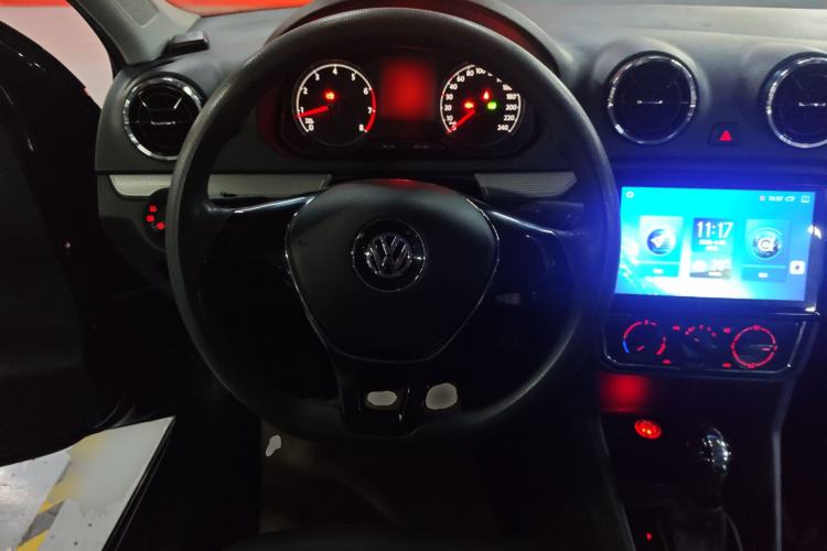 Used Volkswagen Jetta 2017 1.5L Automatic Comfort Model Steering Wheel