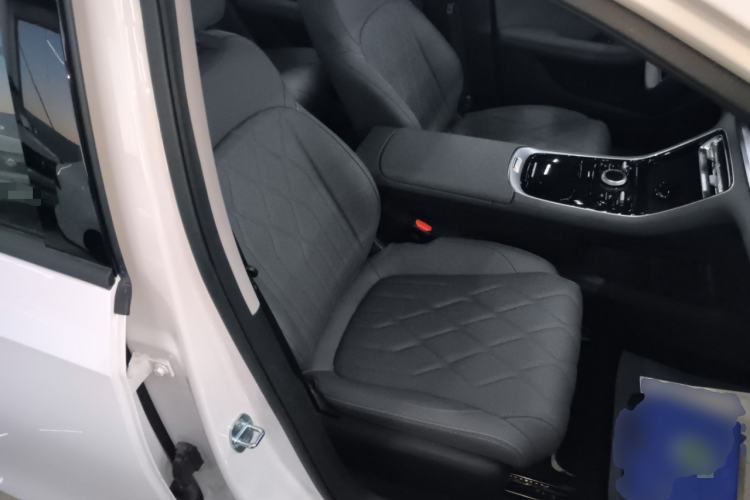 Used Geely Galaxy Galaxy A7 2025 Model EM-i 70km Luxury Edition