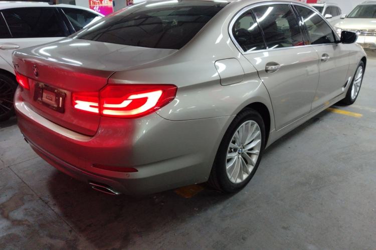 Used BMW 5 Series 2018 Revised Version 530Li Leading Edition Luxury Package Rear Right 45 Deg