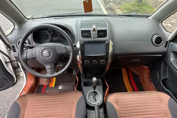 Used Suzuki SX4 2013 1.6L Automatic CoolRide Model