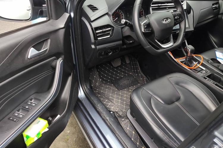 Used Chery Tiggo 3X 2021 Facelifted PLUS 1.5L CVT "Pukua" Red Jujube Edition Type I
