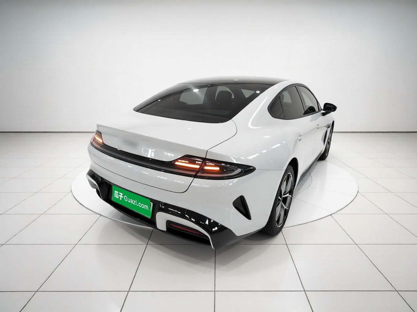 Xiaomi Auto SU7 2024 Rear-Drive Long-Range Intelligent Driving Version — снимка 6