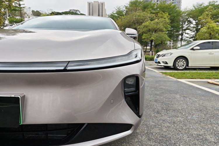 Used CHANGAN NEVO A07 2024 All-Electric "True Fragrance" Edition 710 Flagship Model Exterior 11