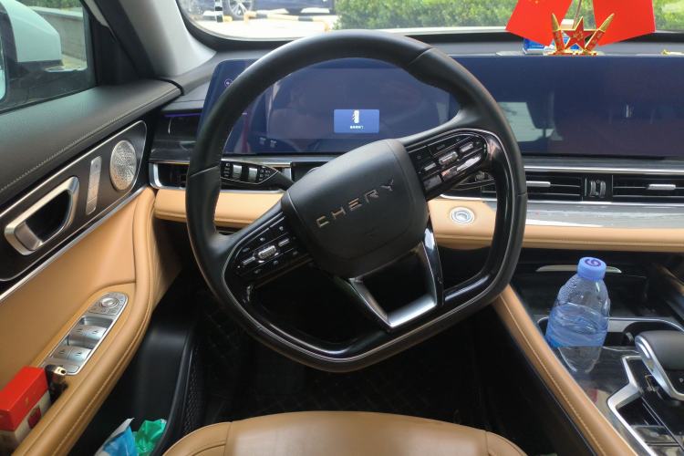 Used Chery Tiggo 8 PRO 2024 Champion Edition 390T Two-Wheel Drive Peak Version 7 Seats
