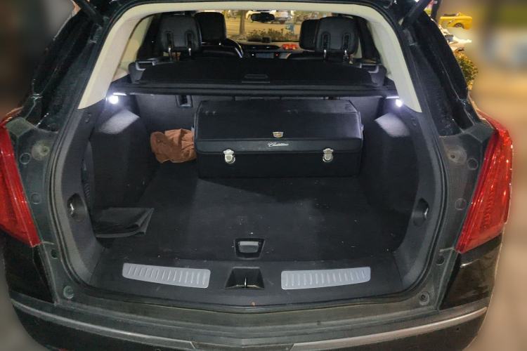 Used Cadillac XT5 2017 Anniversary Edition 25T Luxury Model