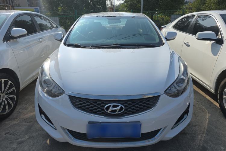 Used Hyundai Elantra (5th Generation / Langdong) 2016 1.6L Automatic Smart Version
