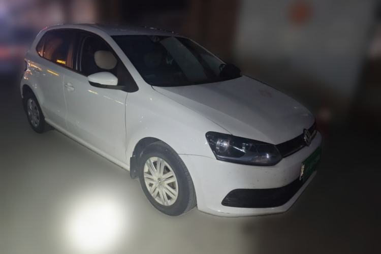 Used Volkswagen Polo 2018 1.5L Automatic Advanced Driving Model Front Right 45 Deg