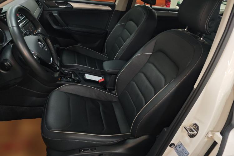 Used Volkswagen Tiguan L 2017 380TSI Automatic All-Wheel-Drive Flagship Edition
