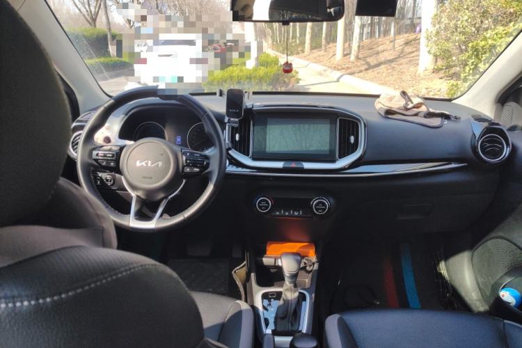 Used Kia kx1 Stonic 2021 1.4L CVT Fun & Sunroof Model