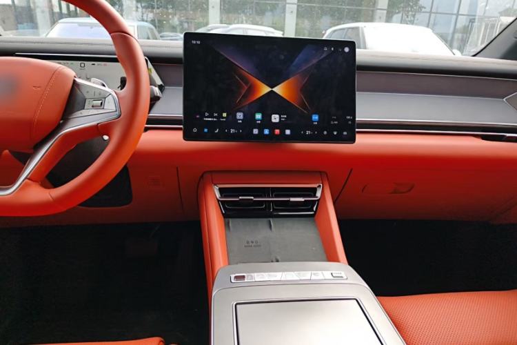 Used BYD Tang L 2025 DM 175KM Drone Player Edition
