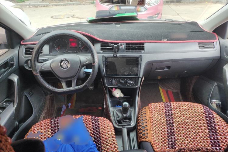 Used Volkswagen Santana 2016 1.4L Manual Fashion Edition Center Console