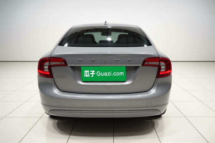 Used Volvo S60 2015 S60L 2.0T Zhiyuan Edition
