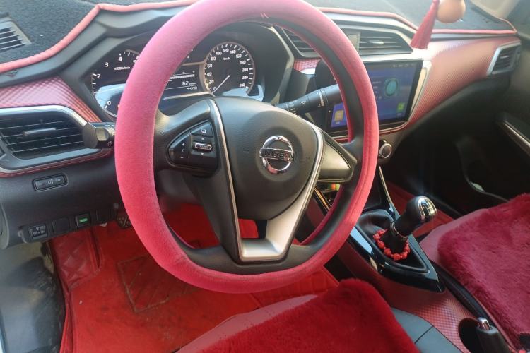 Used Nissan Lannia 2018 1.6L Manual Cool Trendy Sound Edition Steering Wheel