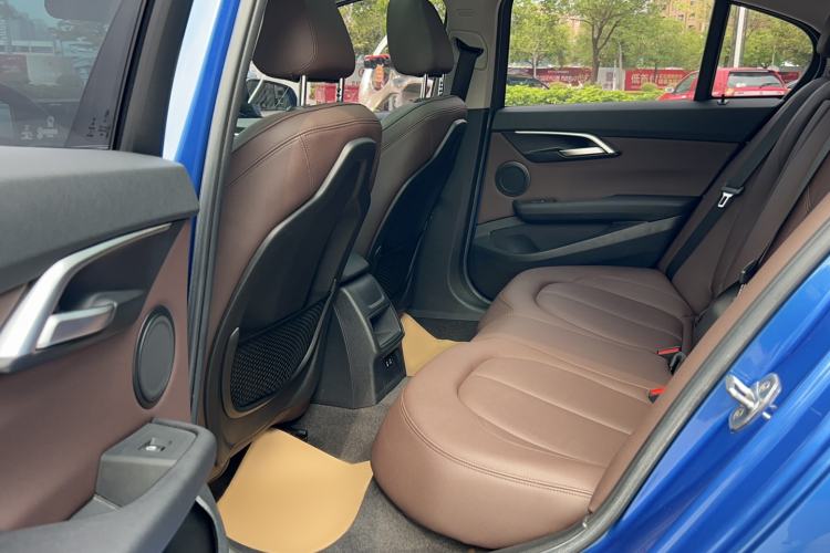 Used BMW 1 Series 2019 120i Leading Model M Sport Package Interior 2