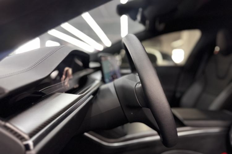 Used Tesla Model S 2023 Three-Motor All-Wheel-Drive Plaid Version
