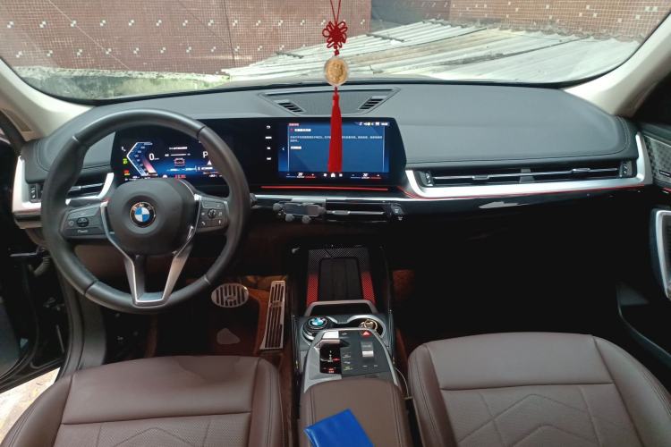 Used BMW X1 2023 sDrive25Li X Design Package Center Console
