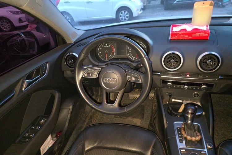 Used Audi A3 2019 Limousine 35 TFSI Fashion Edition China V standard Steering Wheel