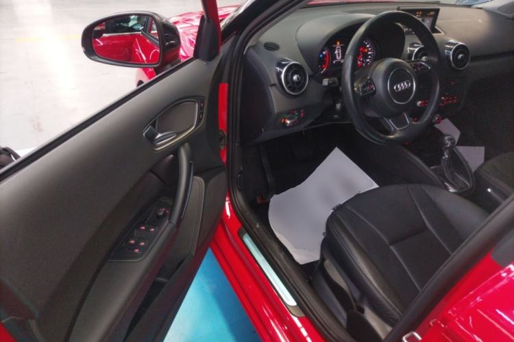 Used Audi A1 2014 30 TFSI Sportback Comfort Model