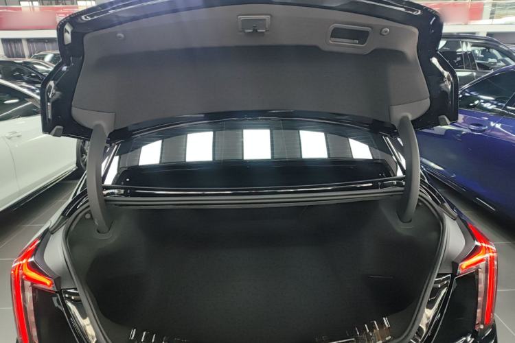 Used Cadillac CT5 2024 28T Prestige Edition Trunk