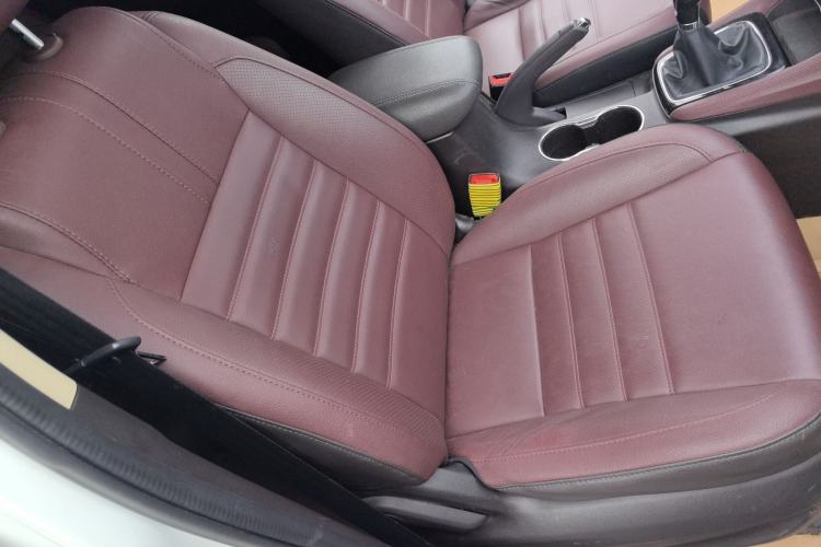 Used CHANGAN Lingxuan 2017 1.6L Manual Happiness Edition