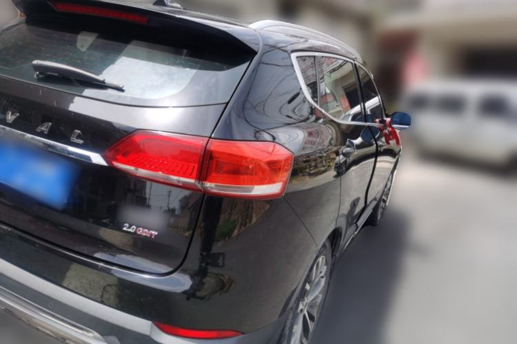 Used Haval H6 2017 Blue Label 2.0T Automatic Two-Wheel Drive Smart Edition