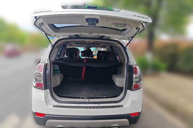 Used Chevrolet Captiva 2014 2.4L 4x4 Luxury Edition 5 Seats Trunk