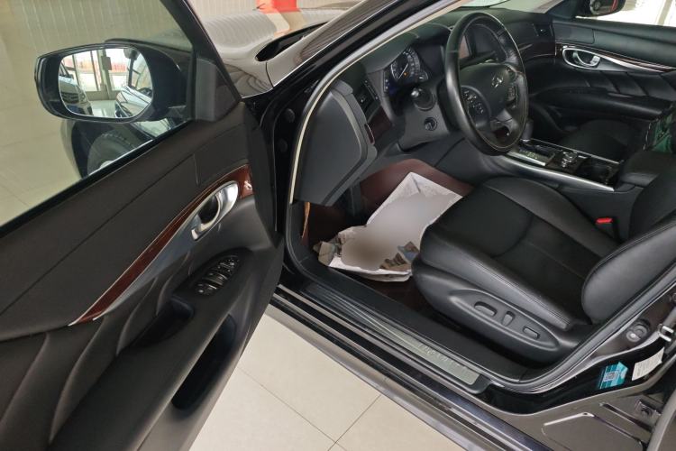 Used Infiniti Q70 2019 Q70L 2.0T Elite Plus Version