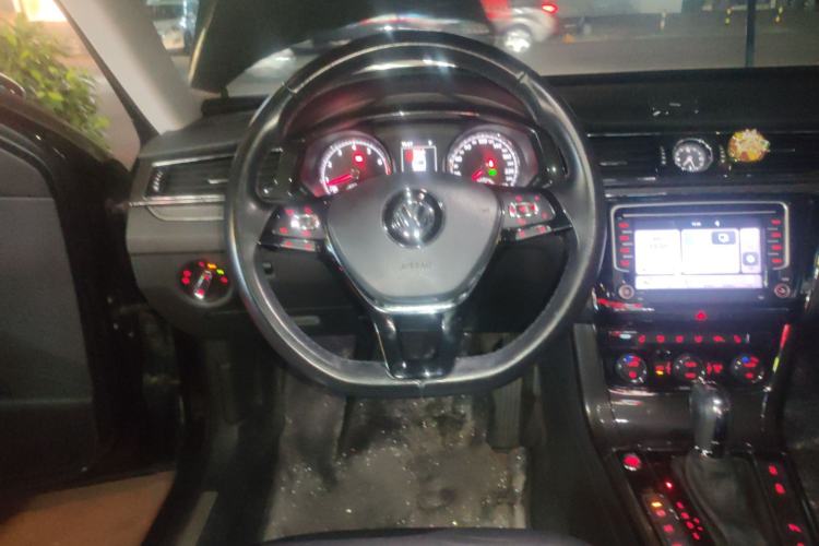 Used Volkswagen Passat 2016 330TSI DSG Prestige Edition