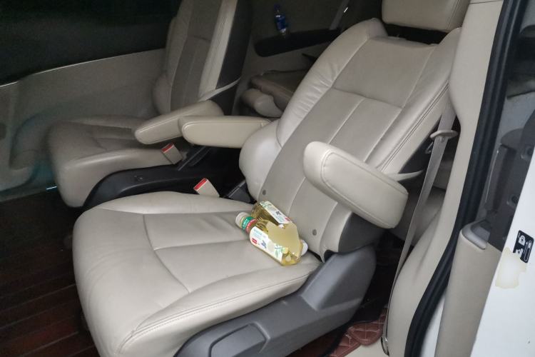 Used Buick GL8 2013 3.0L XT Luxury Business Flagship Edition Left Rear Seat