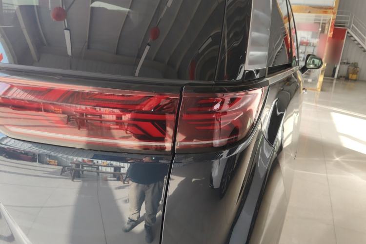 Used Denza D9 2022 DM-i 970 Four-Wheel Drive Flagship Model
