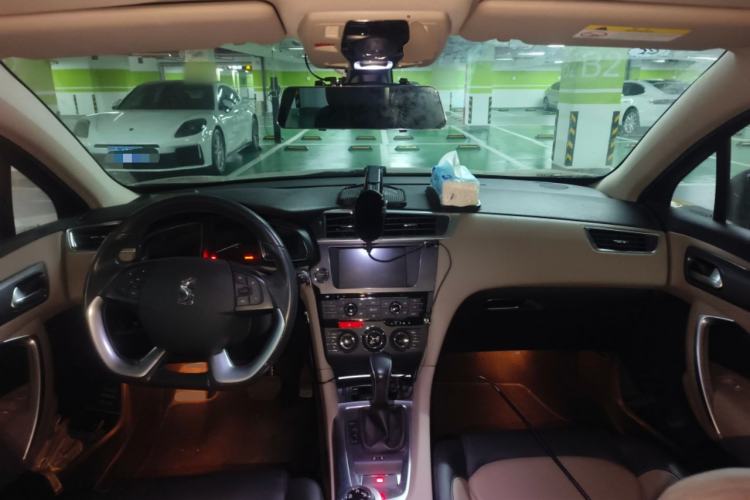 Used DS 6 2014 1.6T Luxury Edition THP160
