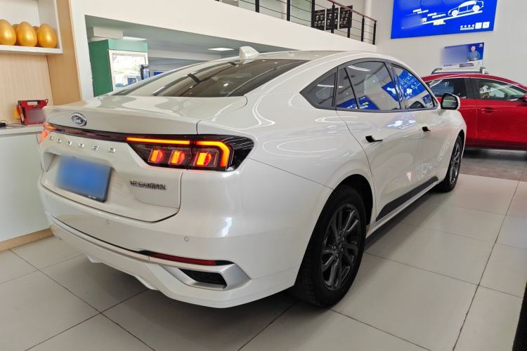 Used Ford Mondeo 2025 2.0T EcoBoost Luxury Version
