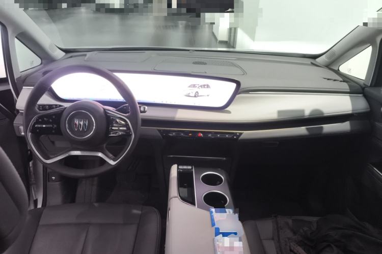 Used Buick GL8 New Energy 2026 Model Lu Zun Smart Enjoyment Edition Center Console