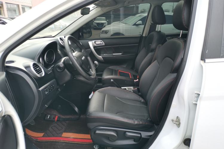 Used Haval H6 2016 Upgraded Model 1.5T Manual Two-Wheel Drive Urban Version
