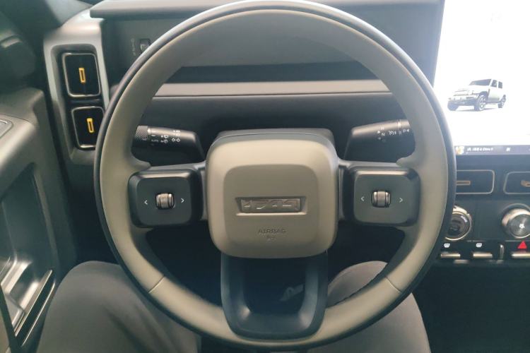 Used iCAR V23 2025 501 Four-Wheel Drive Intelligent Driving Version Steering Wheel