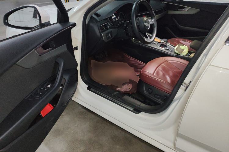 Used Audi A4L 2018 30th Anniversary Edition 40 TFSI Trendy Model
