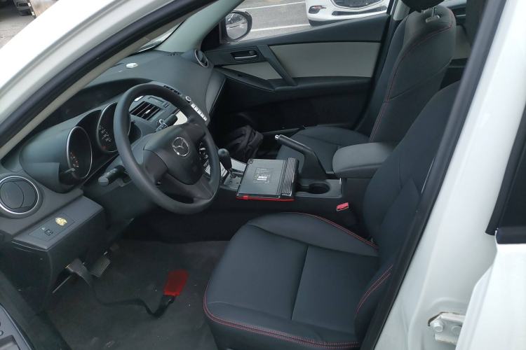 Used Mazda Mazda 3 2015 Sedan 1.6L Automatic Comfort Model