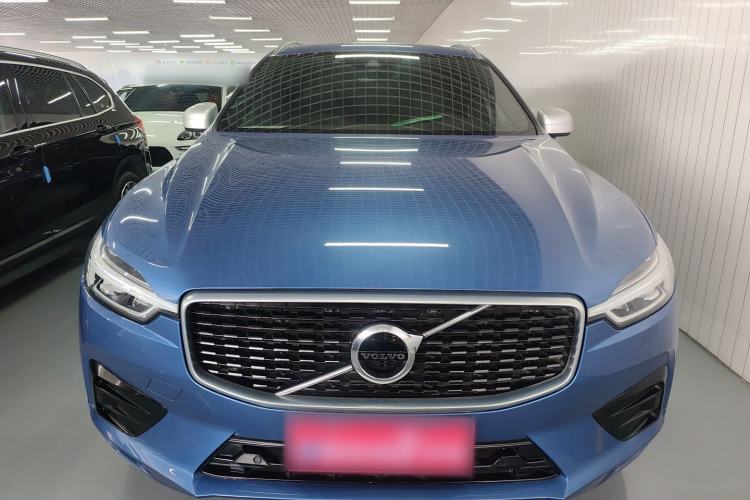 Used Volvo XC60 2019 T5 4x4 Smart & Dynamic Sport Edition China VI Standard
