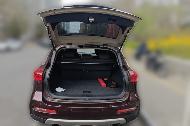 Used Infiniti QX50 2015 2.5L Enjoyment Edition Trunk