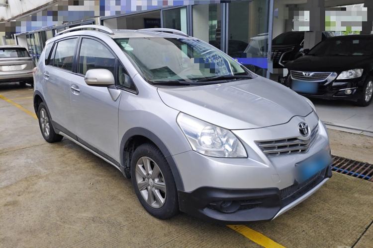 Used Toyota Verso 2015 180E CVT Crossover Edition
