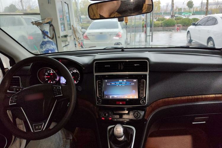 Used Haval H6 2014 Sport Version 1.5T Manual Two-Wheel Drive Elite Edition
