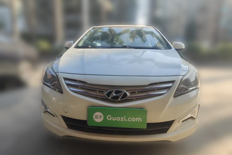 Used Hyundai Verna Ray 2014 1.4L Automatic GLX